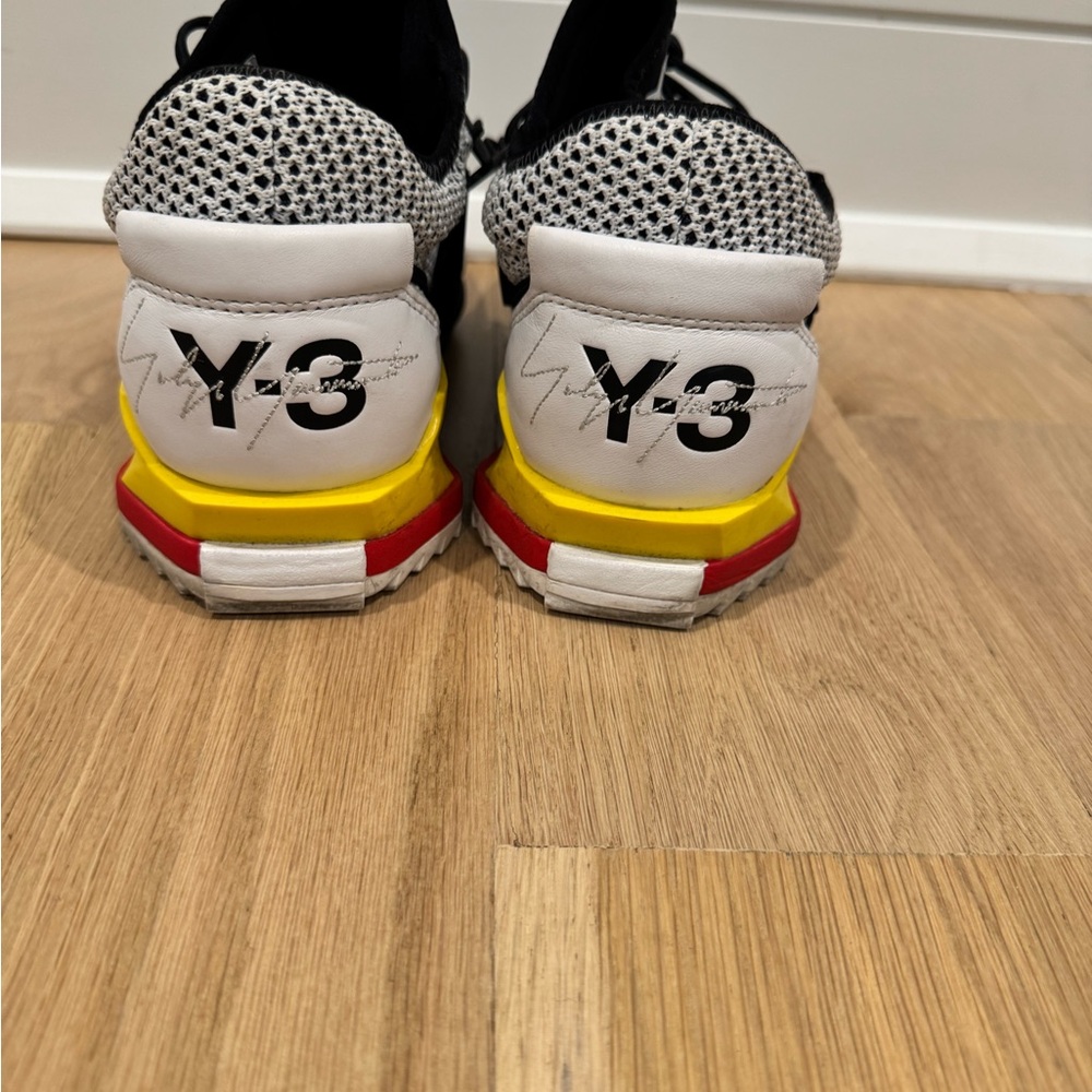 sold out Y-3 Yohjo Yamamoto Harigane Red Black White Sneaker Rare US 10.5 - Picture 5 of 9